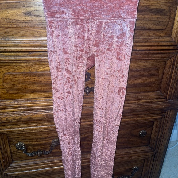 *Rare* Lululemon Crushed Velvet 3 Piece Set - Picture 14 of 16